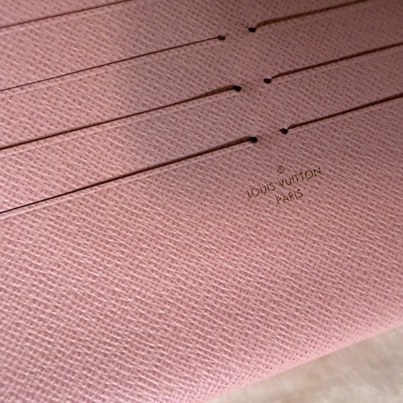 Louis Vuitton Pochette Félicie in Damier Azur canvas. - Picture 12 of 16